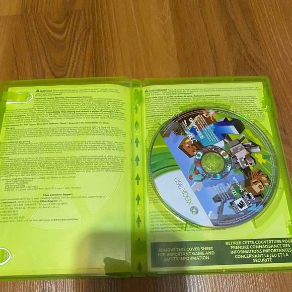 XBOX 360 Minecraft game - Picture 2 of 6